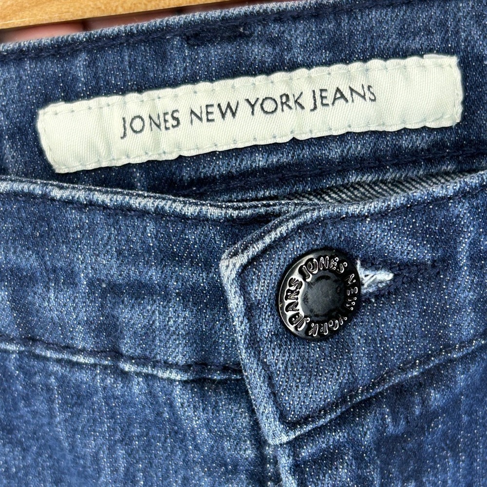 Jones New York Jeans Sutton Short Slimming Dark Wash Blue Bermuda Denim S Travel - Picture 4 of 8
